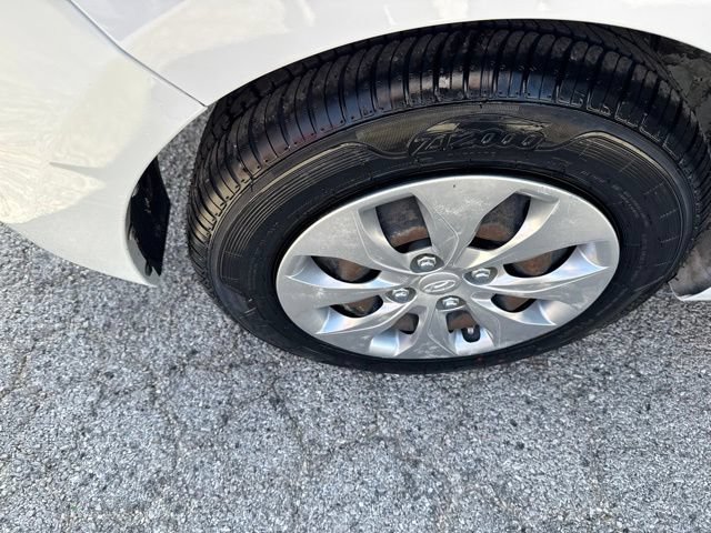 Used 2017 Hyundai Accent SE FWD image 15