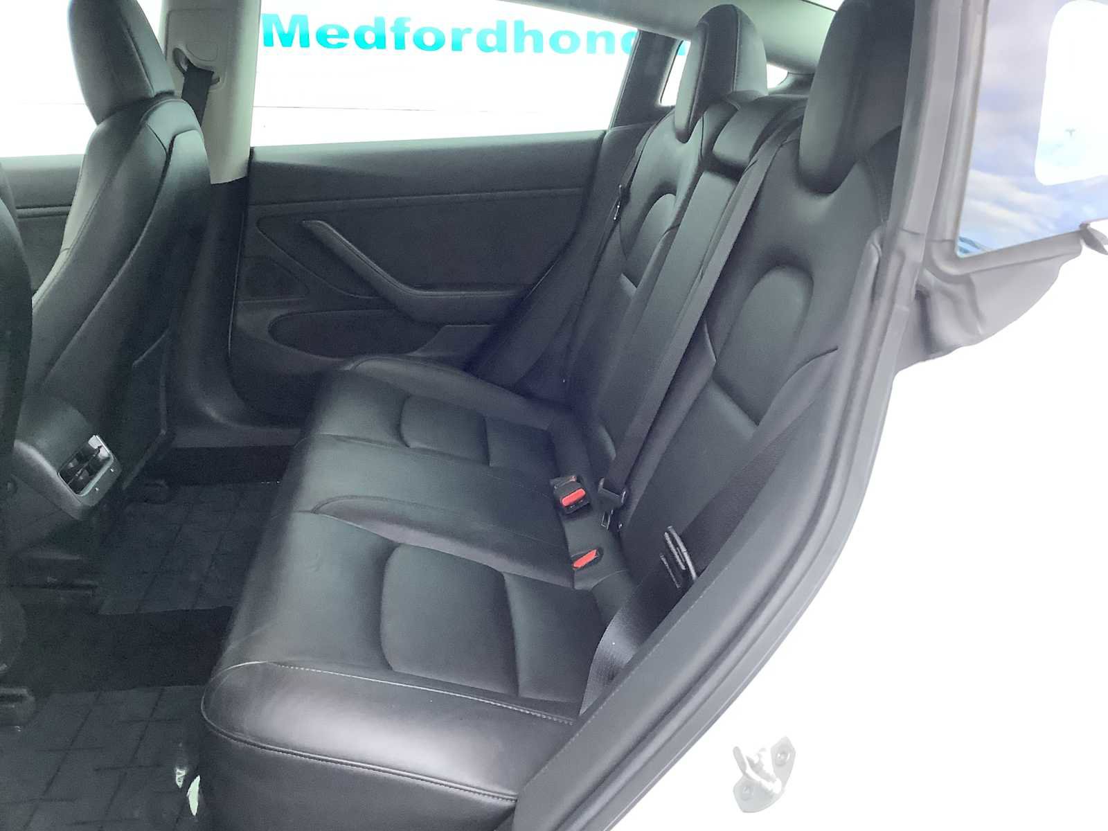 Used 2018 Tesla Model 3 Mid Range image 14