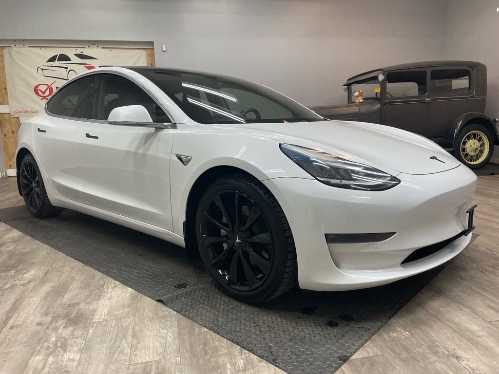 Used 2020 Tesla Model 3 Long Range image 4