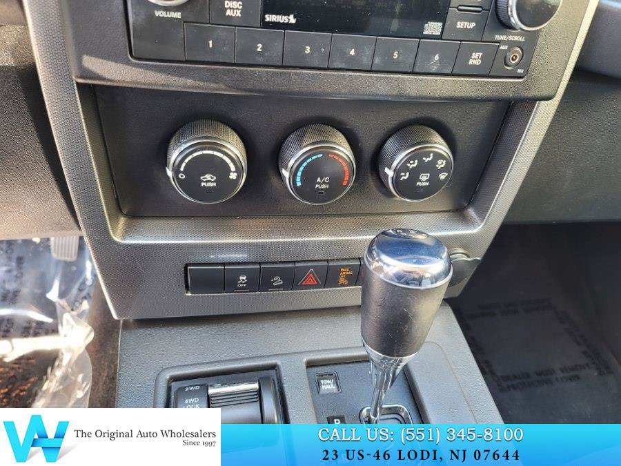Used 2010 Jeep Liberty Sport w/ Popular Equipment Group AWD/4WD image 18
