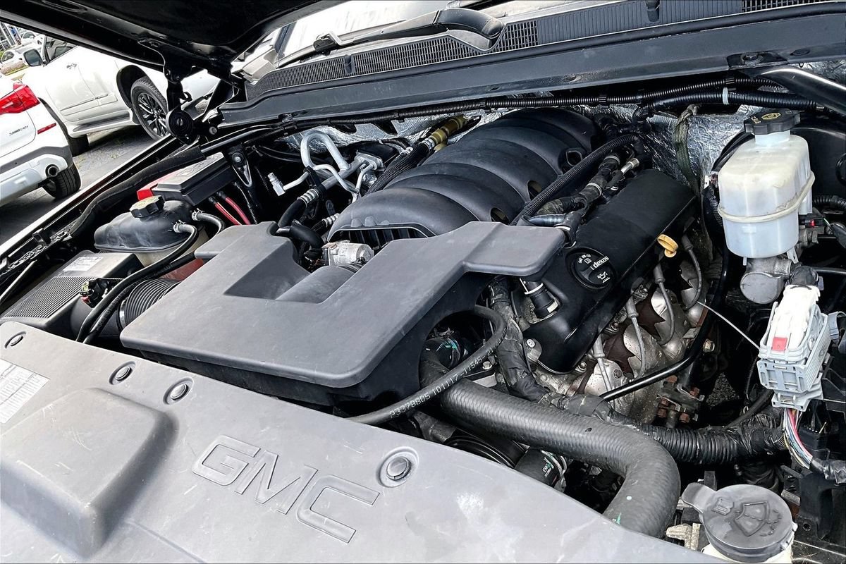 Used 2018 GMC Yukon Denali AWD/4WD image 34