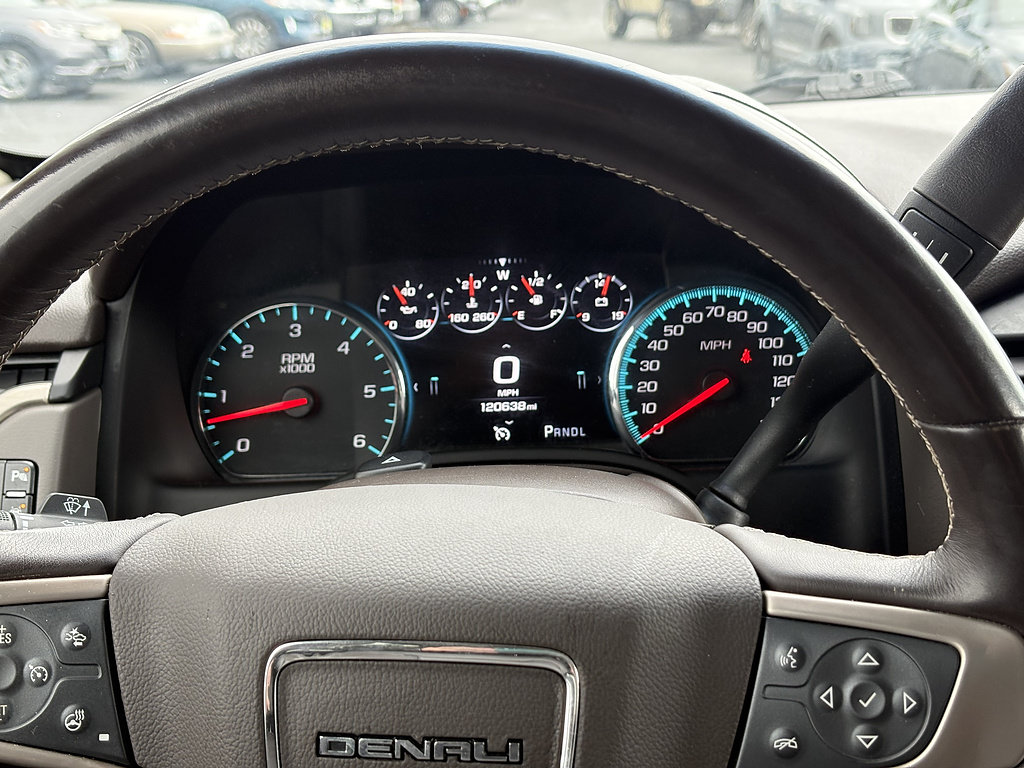 Used 2019 GMC Yukon XL Denali w/ Open Road Package AWD/4WD image 27