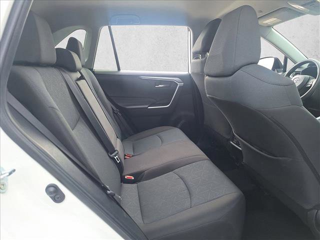 Used 2024 Toyota RAV4 XLE AWD/4WD image 18