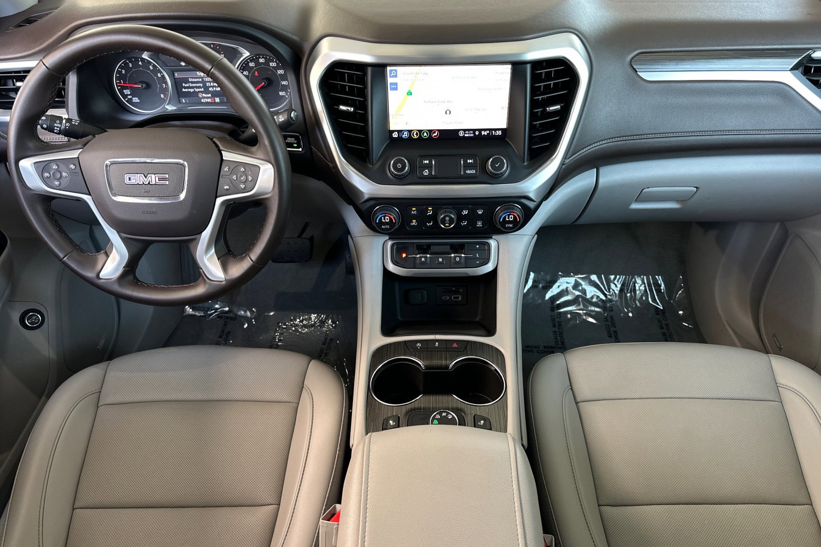 Certified 2023 GMC Acadia SLT image 13