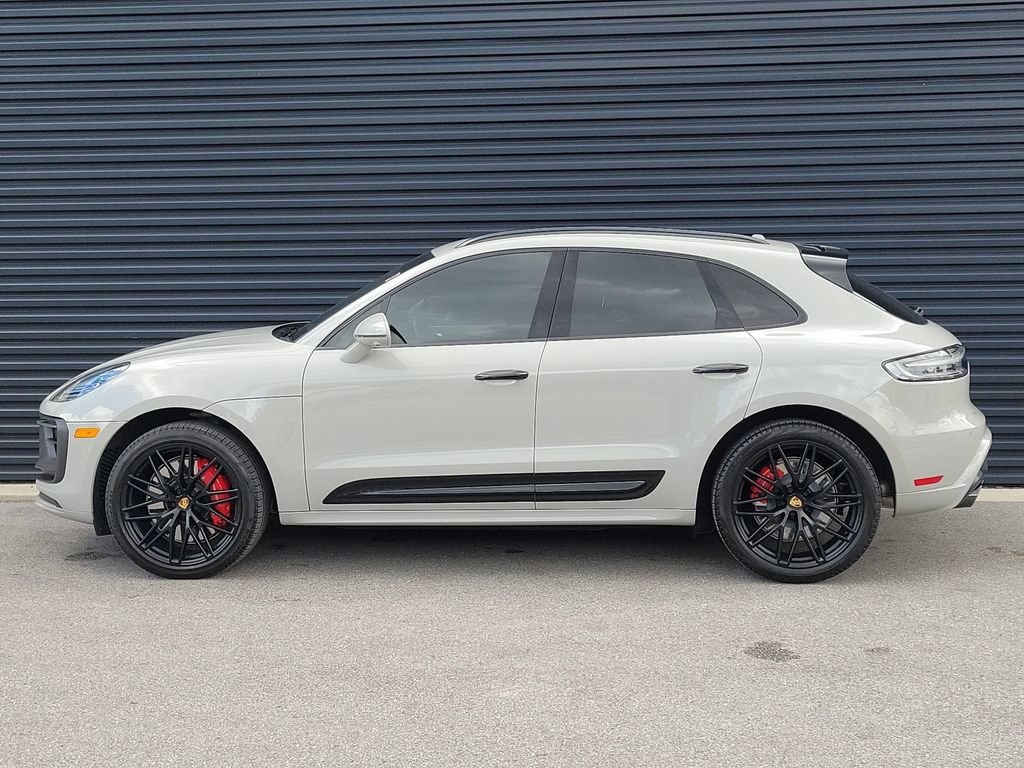 Certified 2024 Porsche Macan GTS AWD/4WD image 2