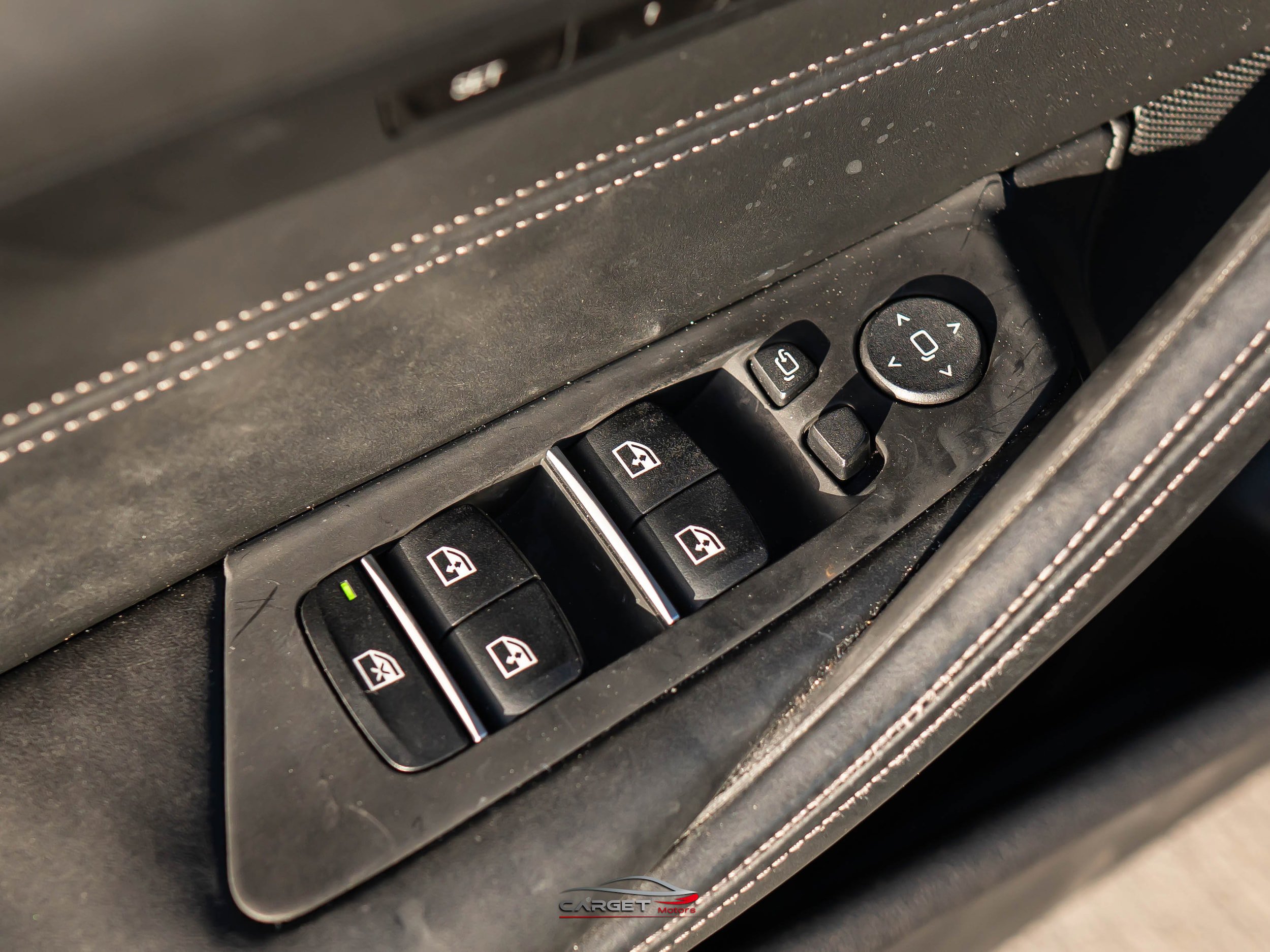 Used 2019 BMW 540i image 38