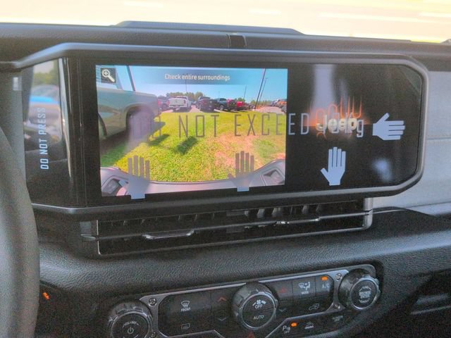 New 2026 Jeep Gladiator Sport AWD/4WD image 22