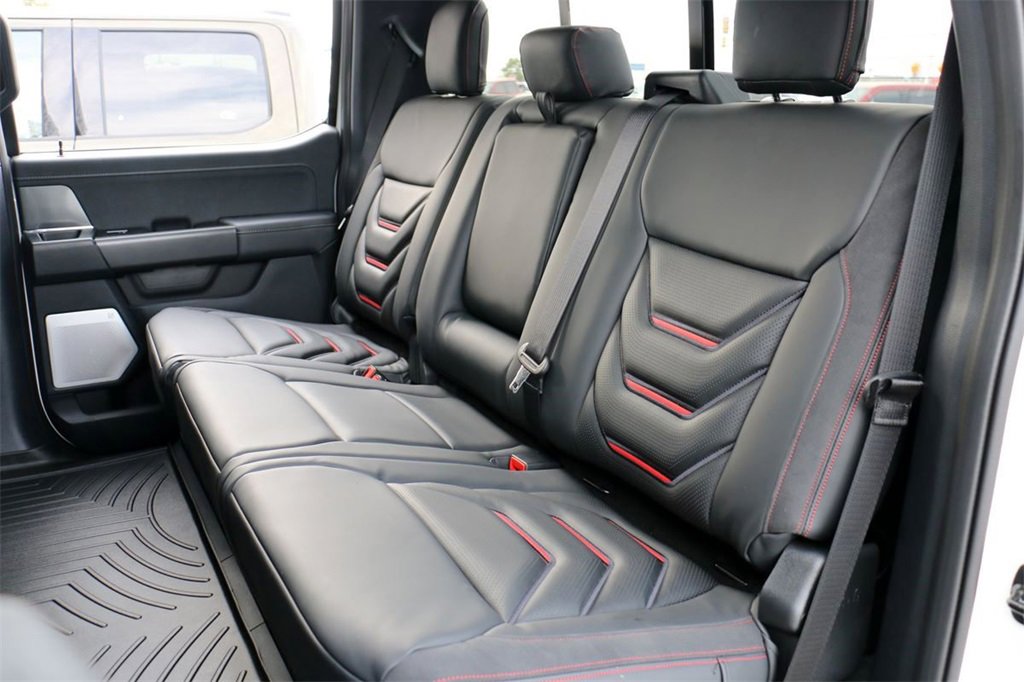 New 2025 Ford F150 Lariat w/ Equipment Group 502A High image 25