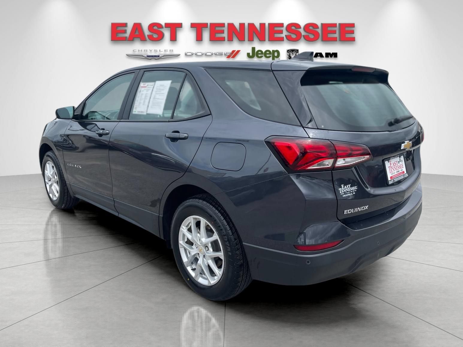 Used 2022 Chevrolet Equinox LS AWD/4WD image 5