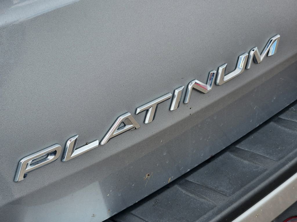 Used 2025 Ford Explorer Platinum w/ LUX Leather Package image 16