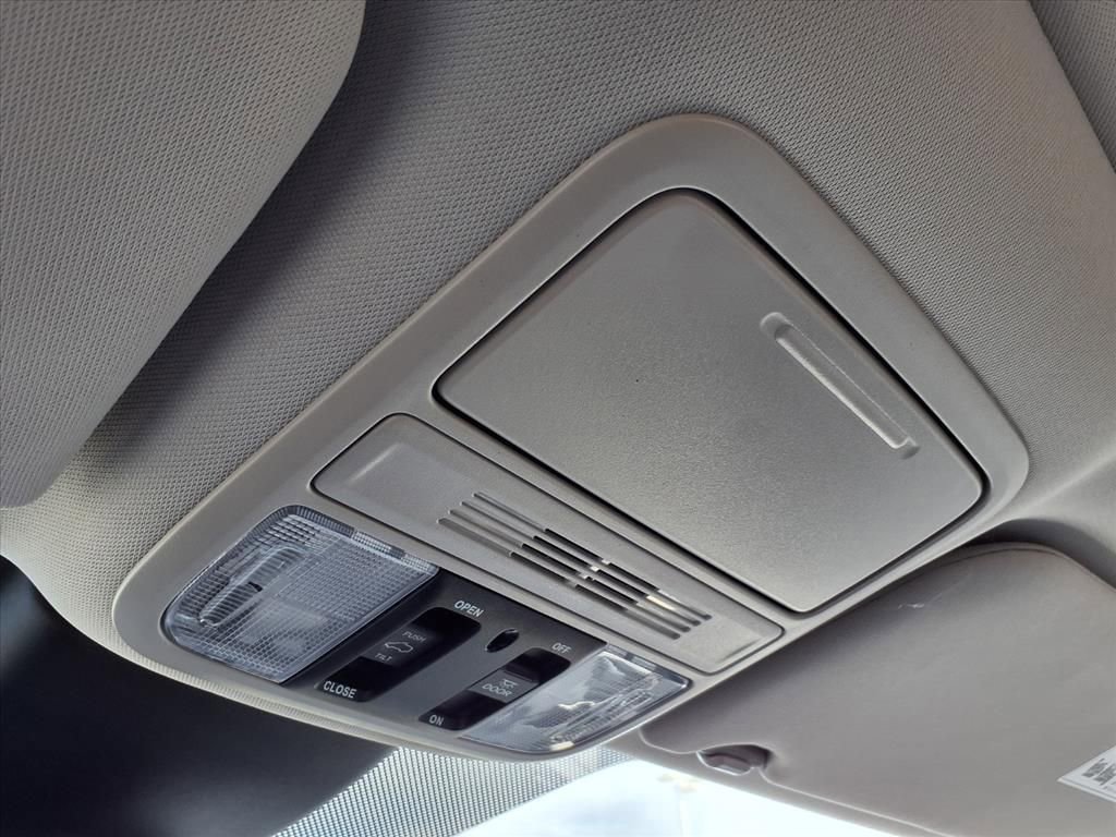 New 2026 Honda Odyssey Touring image 24