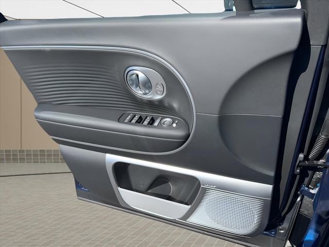 New 2026 Hyundai Ioniq 9 Limited image 15