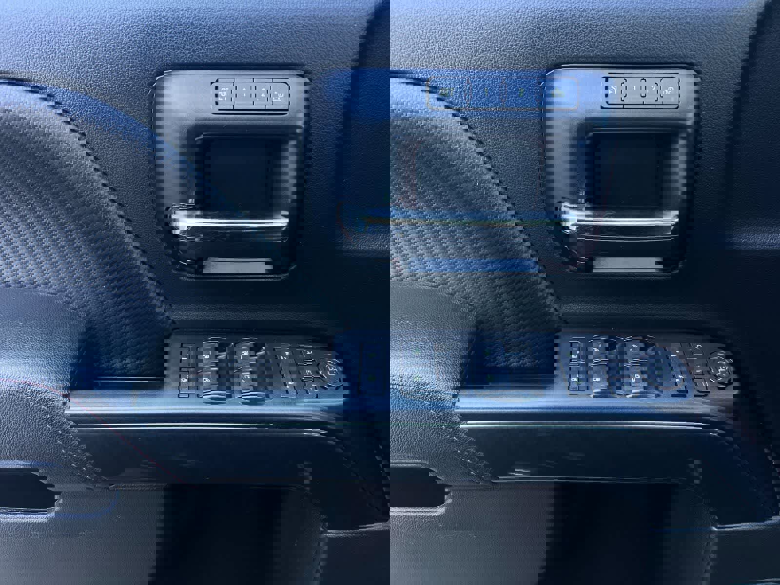 Used 2014 GMC Sierra 1500 SLT w/ All-Terrain Package image 13