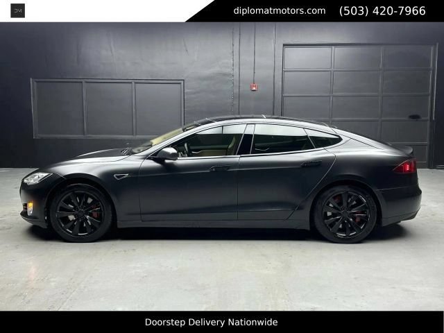 Used 2014 Tesla Model S P85 RWD image 4