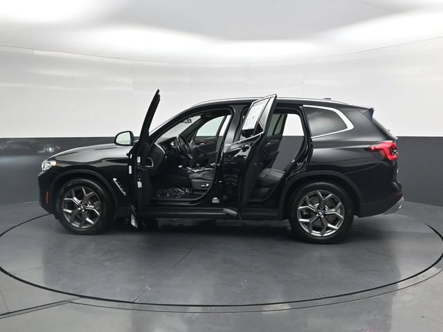 Used 2022 BMW X3 xDrive30i AWD/4WD image 41