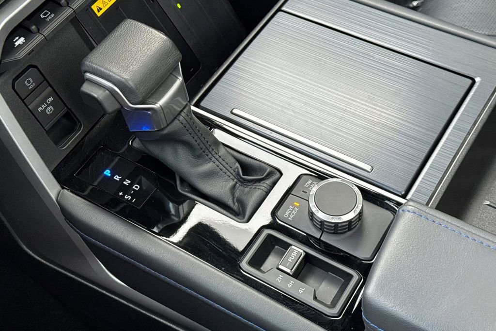 Used 2023 Toyota Tundra Platinum image 24