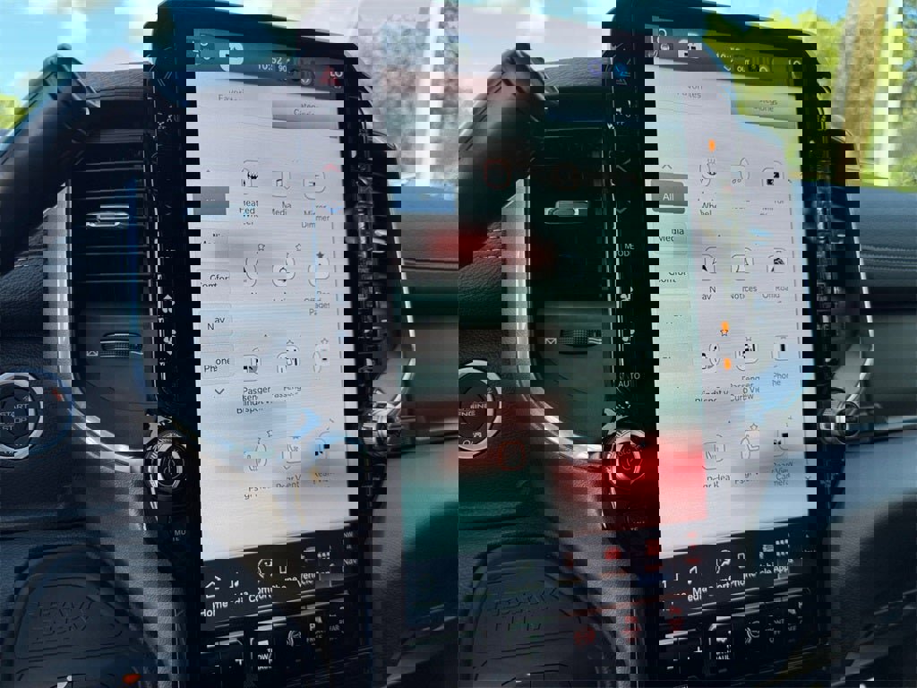 New 2025 RAM 2500 Laramie image 30