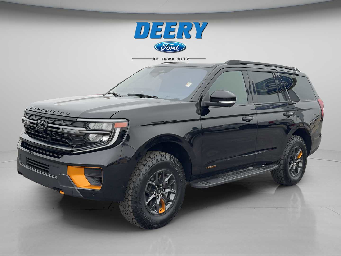 Used 2025 Ford Expedition Tremor image 2