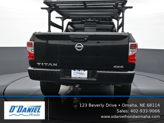 Used 2017 Nissan Titan S AWD/4WD image 5