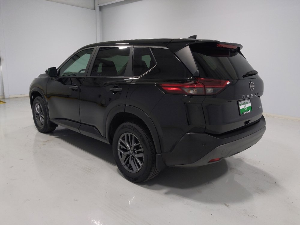Used 2023 Nissan Rogue S image 5