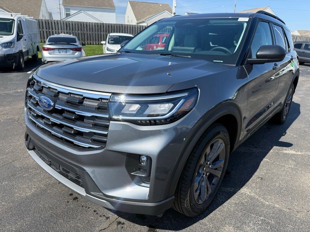 New 2026 Ford Explorer Active AWD/4WD image 7