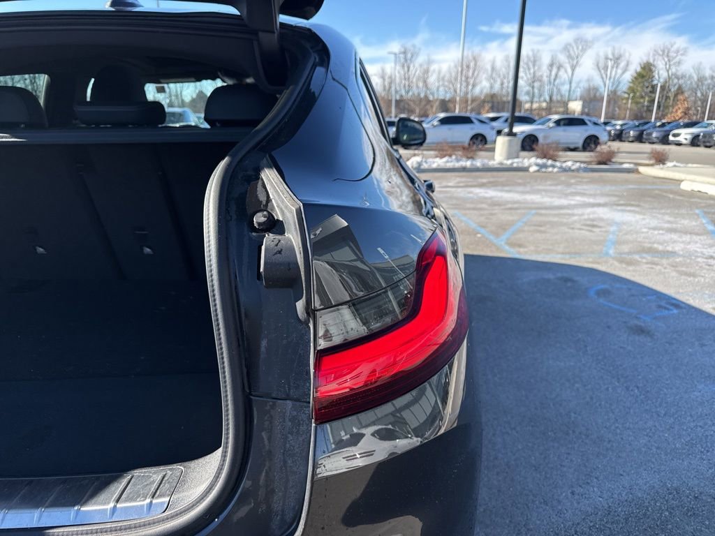 Used 2023 BMW X4 xDrive30i w/ Premium Package image 32