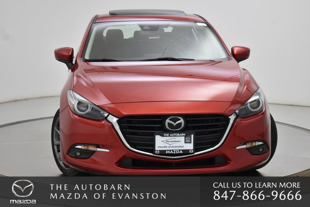 Used 2018 MAZDA MAZDA3 Grand Touring w/ Premium Equipment Package FWD image 4