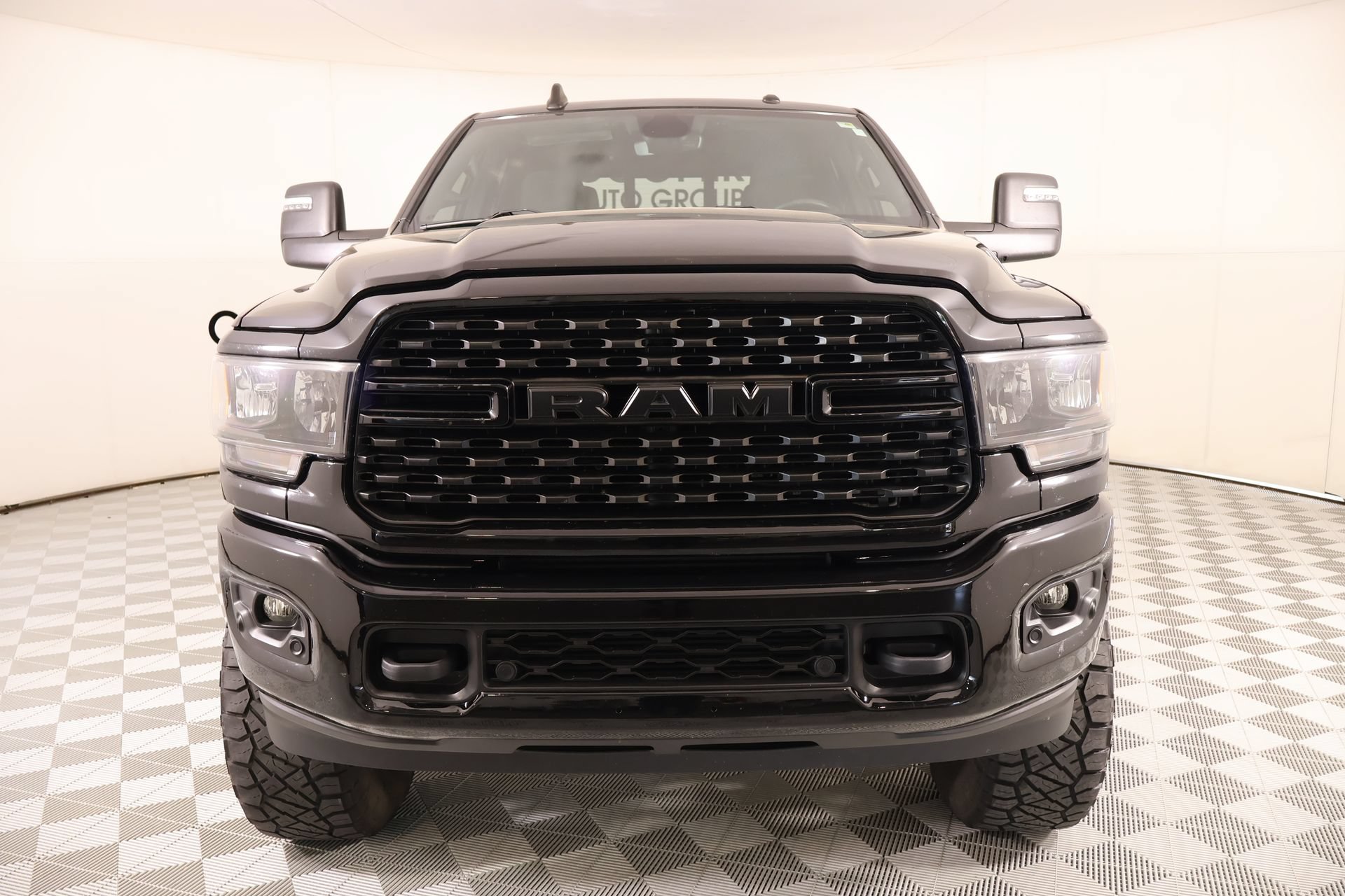 Used 2023 RAM 2500 Big Horn w/ Level 2 Equipment Group AWD/4WD image 10
