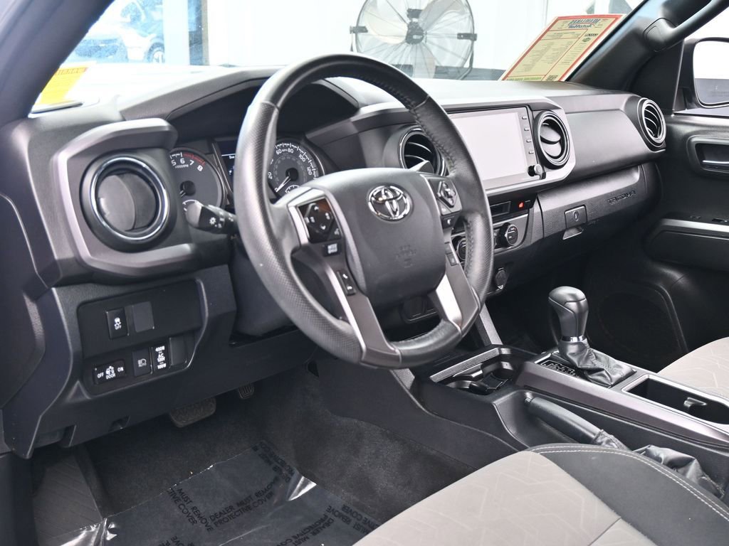 Used 2023 Toyota Tacoma TRD Sport image 13