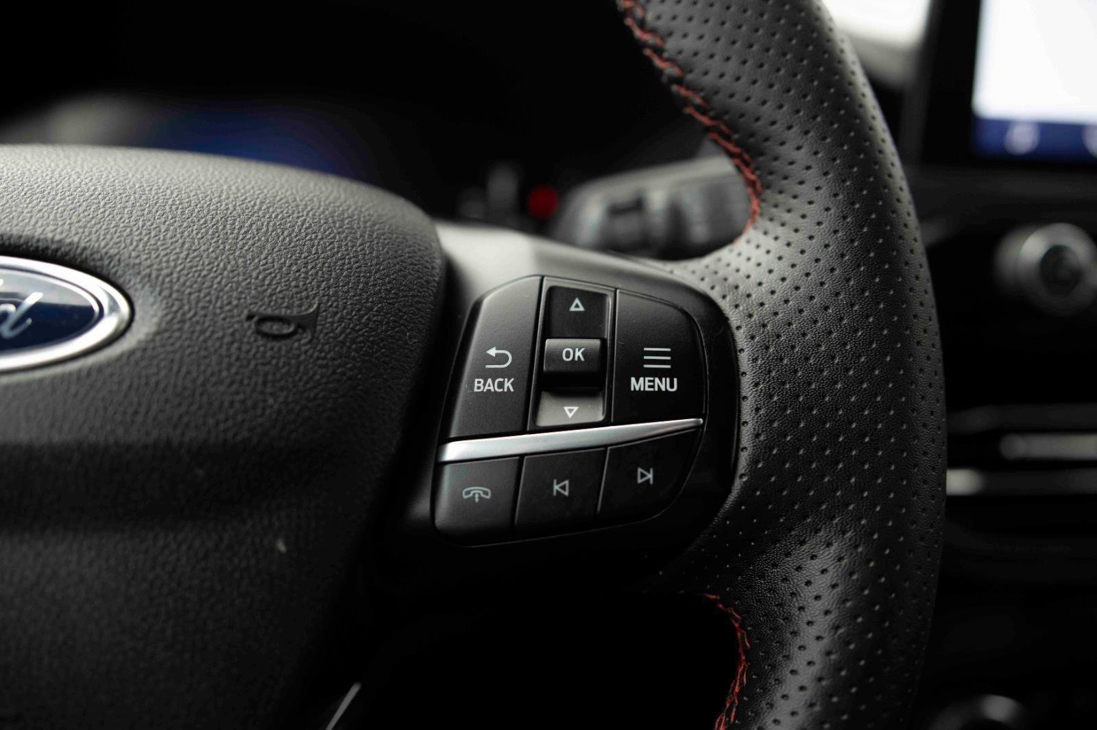 Used 2023 Ford Escape ST-Line image 7