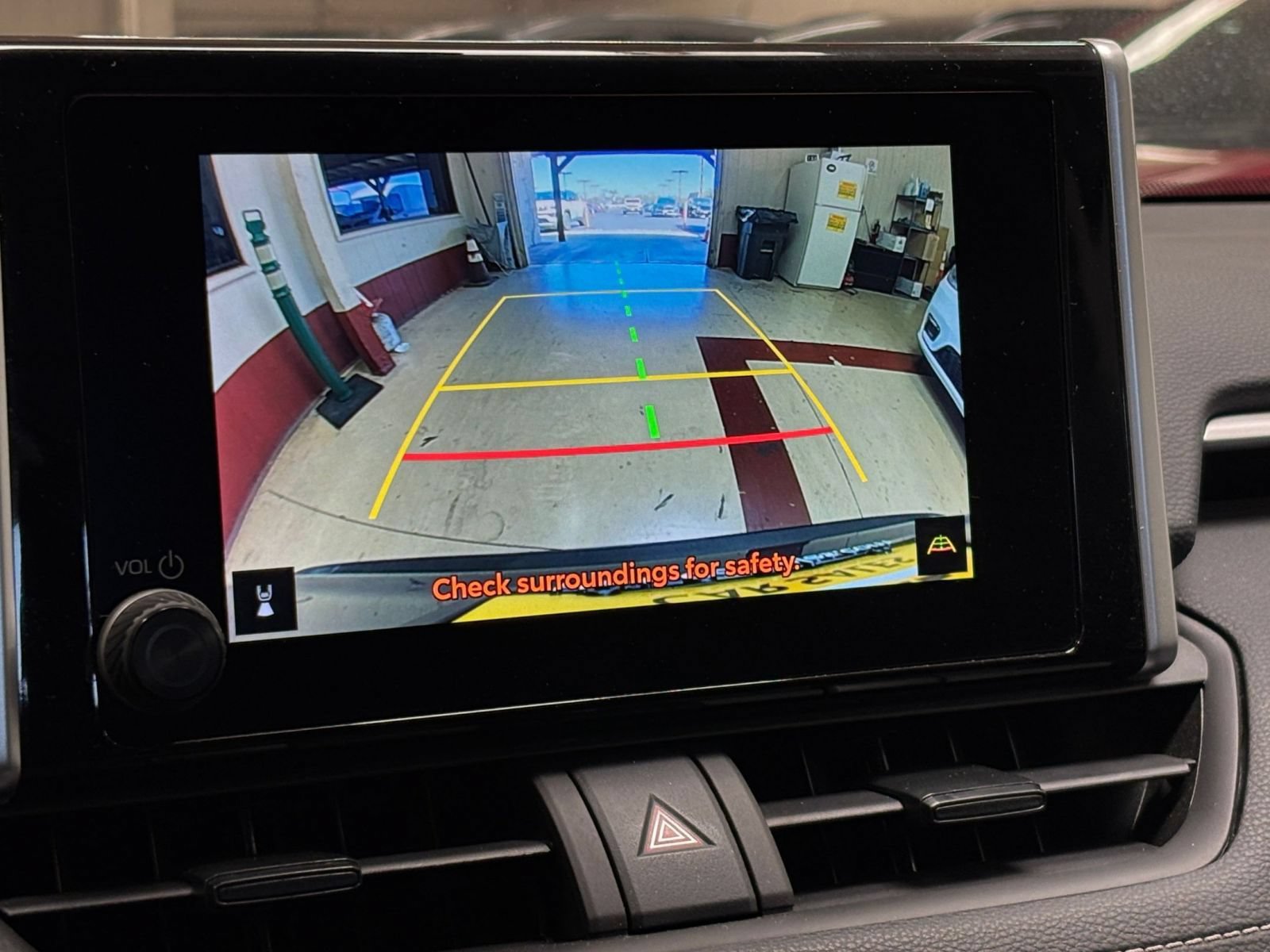 Used 2025 Toyota RAV4 XLE w/ Convenience Package AWD/4WD image 25
