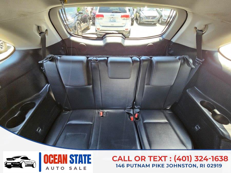 Used 2015 Toyota Highlander Limited Platinum AWD/4WD image 16