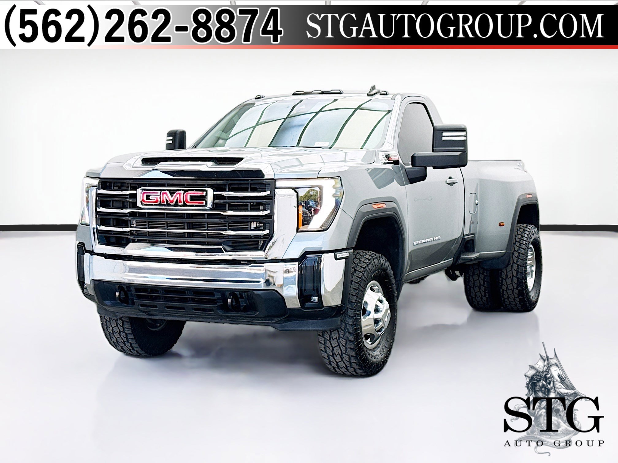 Used 2024 GMC Sierra 3500 SLE w/ SLE Convenience Package image 1