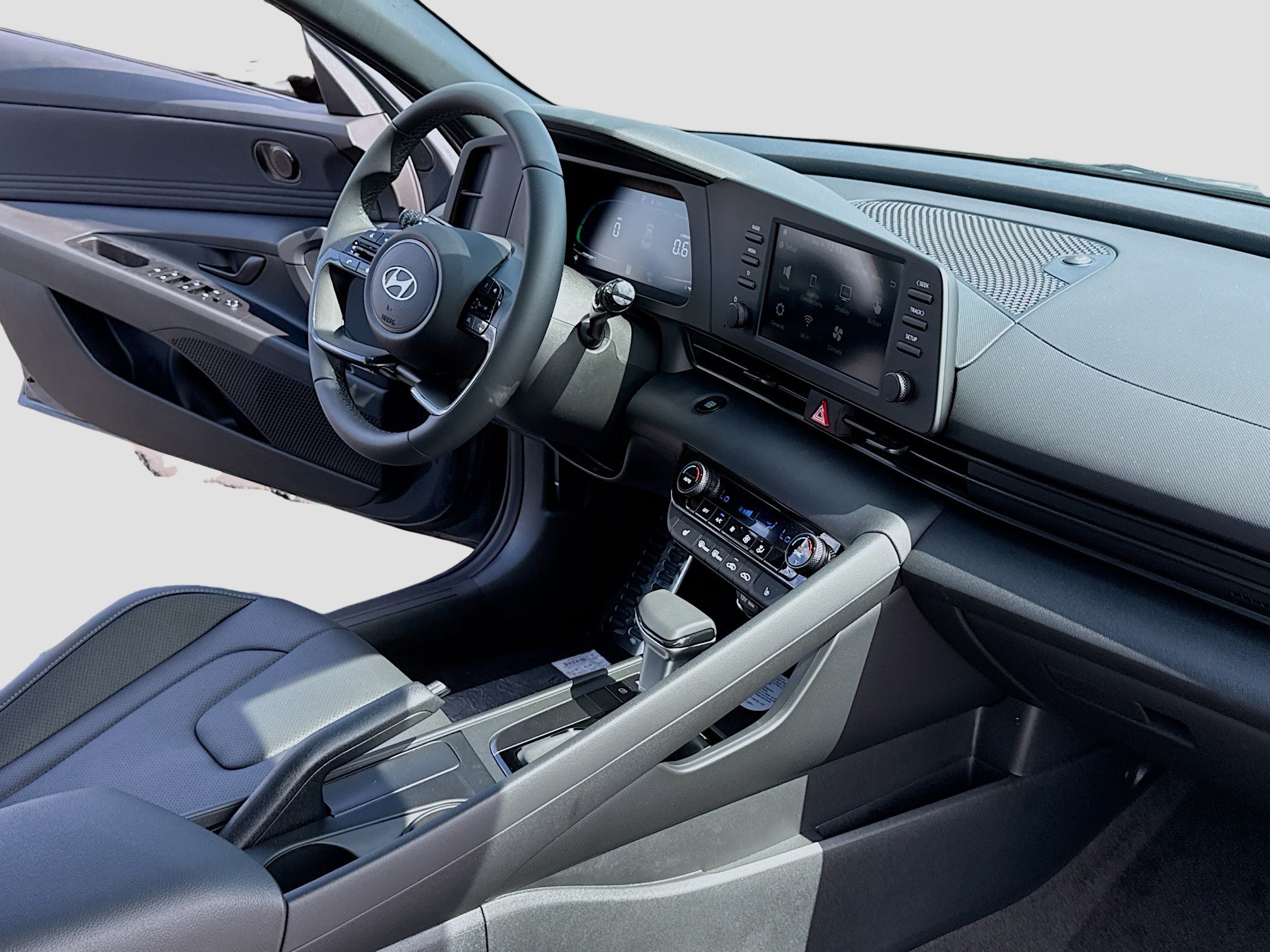 New 2026 Hyundai Elantra SEL Sport FWD image 6