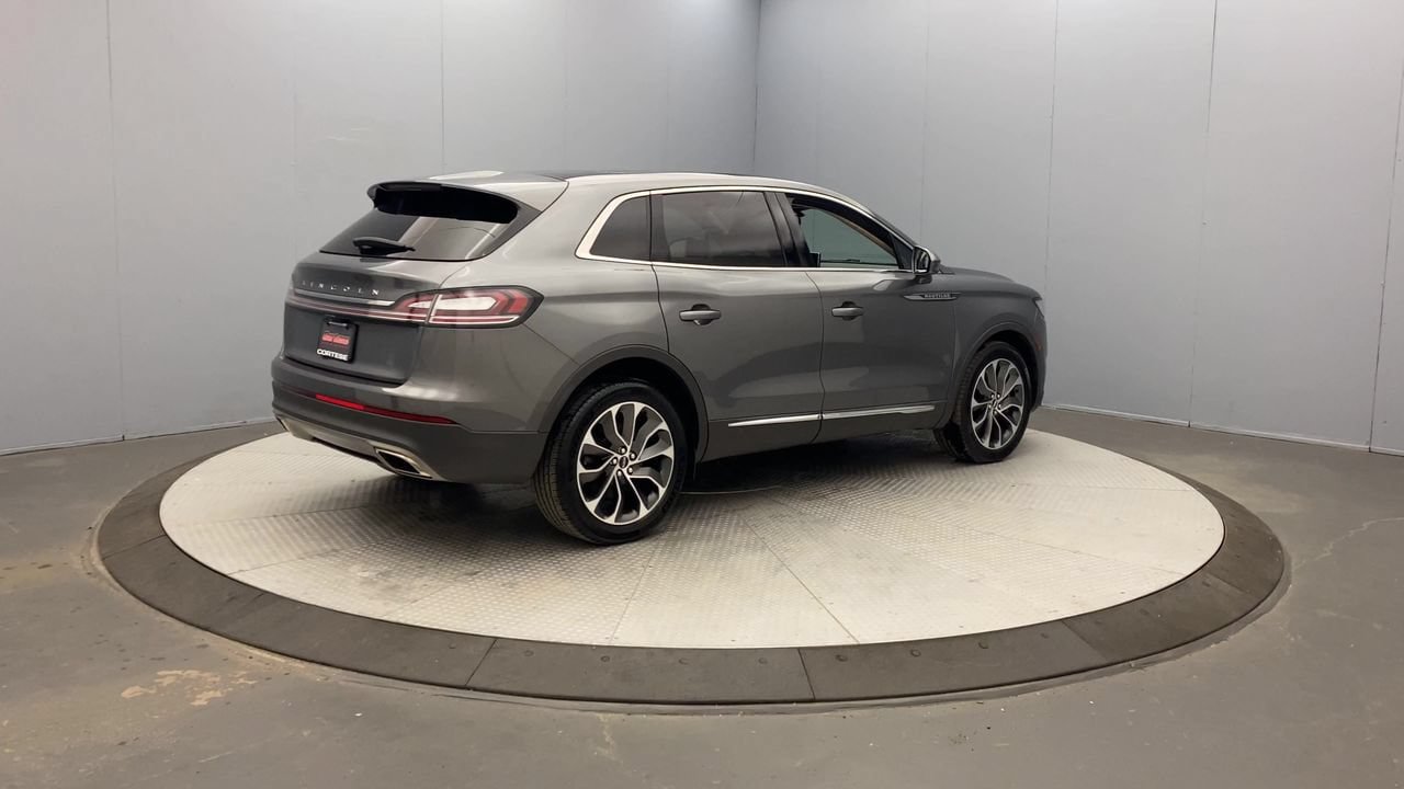 Used 2021 Lincoln Nautilus Reserve AWD/4WD image 5