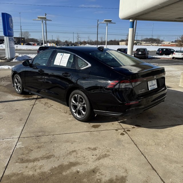 Used 2023 Honda Accord EX image 3