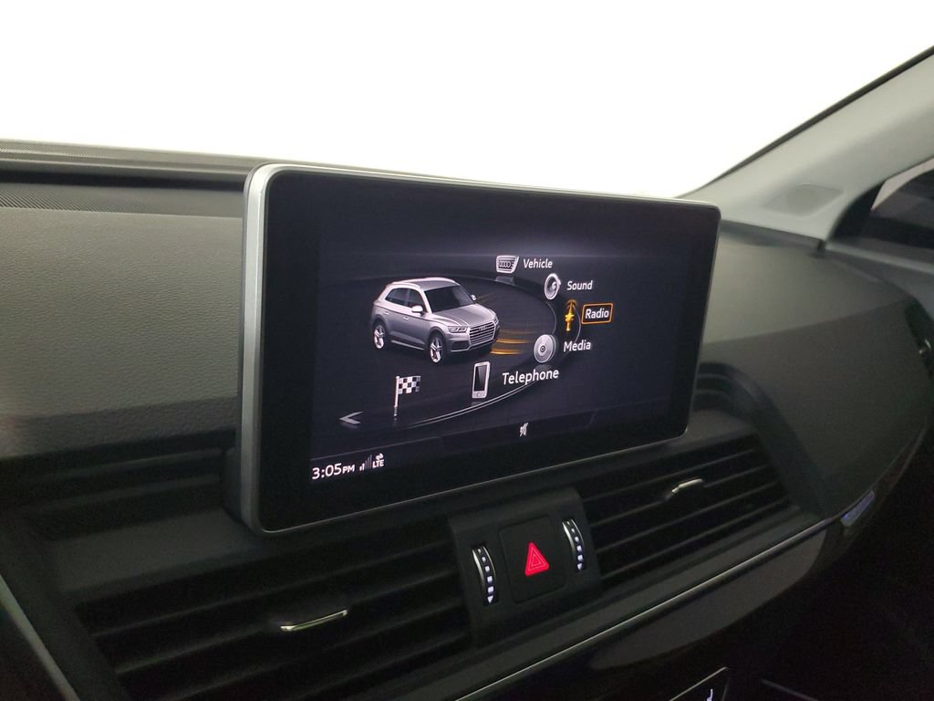 Used 2020 Audi Q5 Prestige w/ Prestige Package AWD/4WD image 29