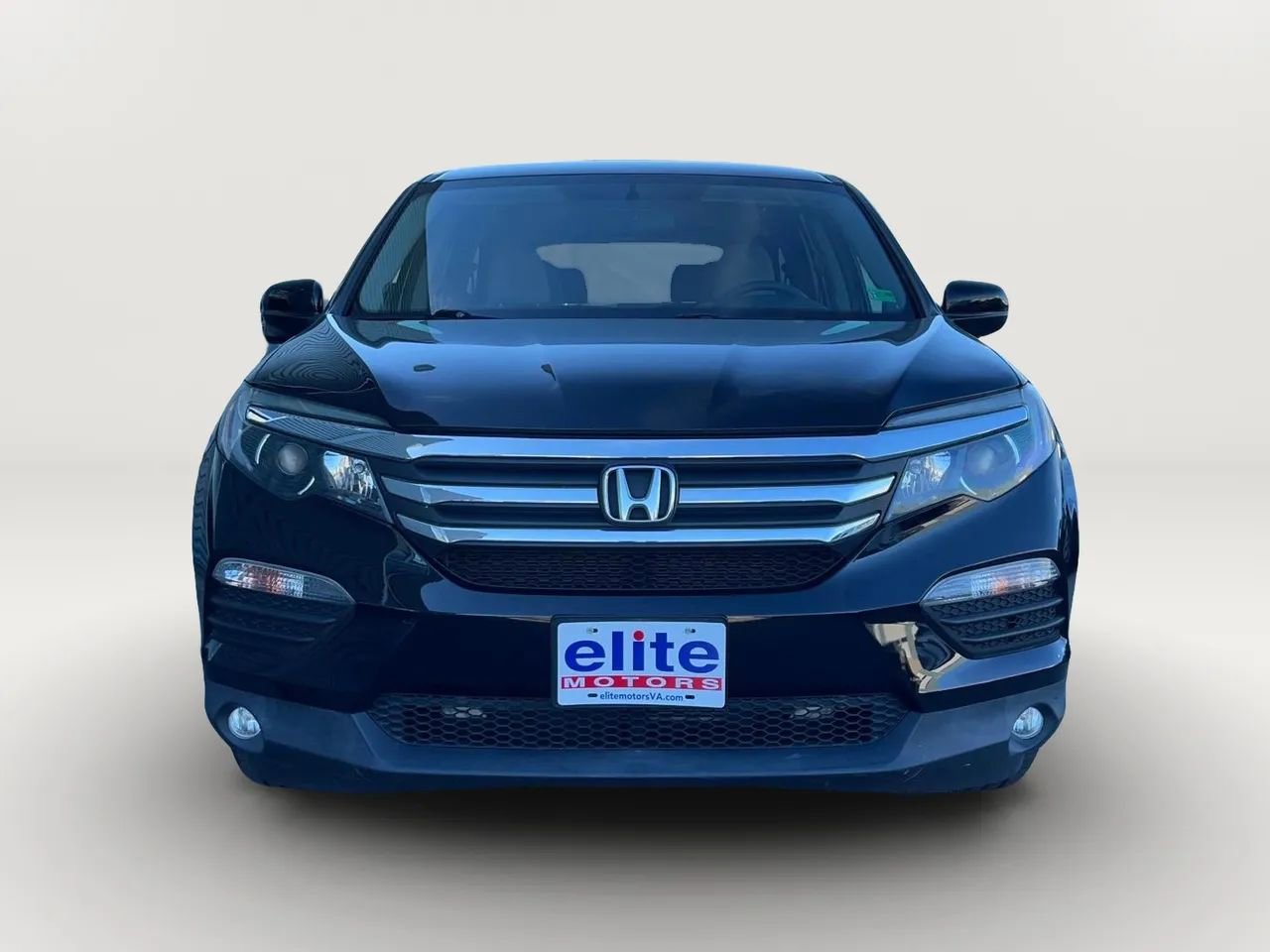 Used 2018 Honda Pilot EX image 2