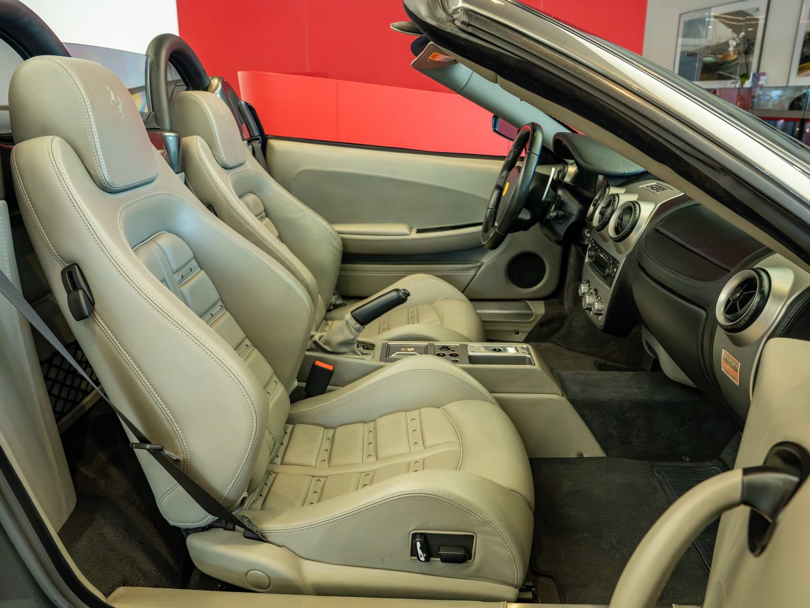 Used 2005 Ferrari F430 Spider RWD image 18