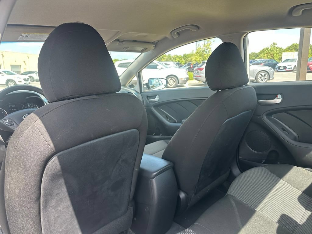 Used 2018 Kia Forte LX FWD image 11
