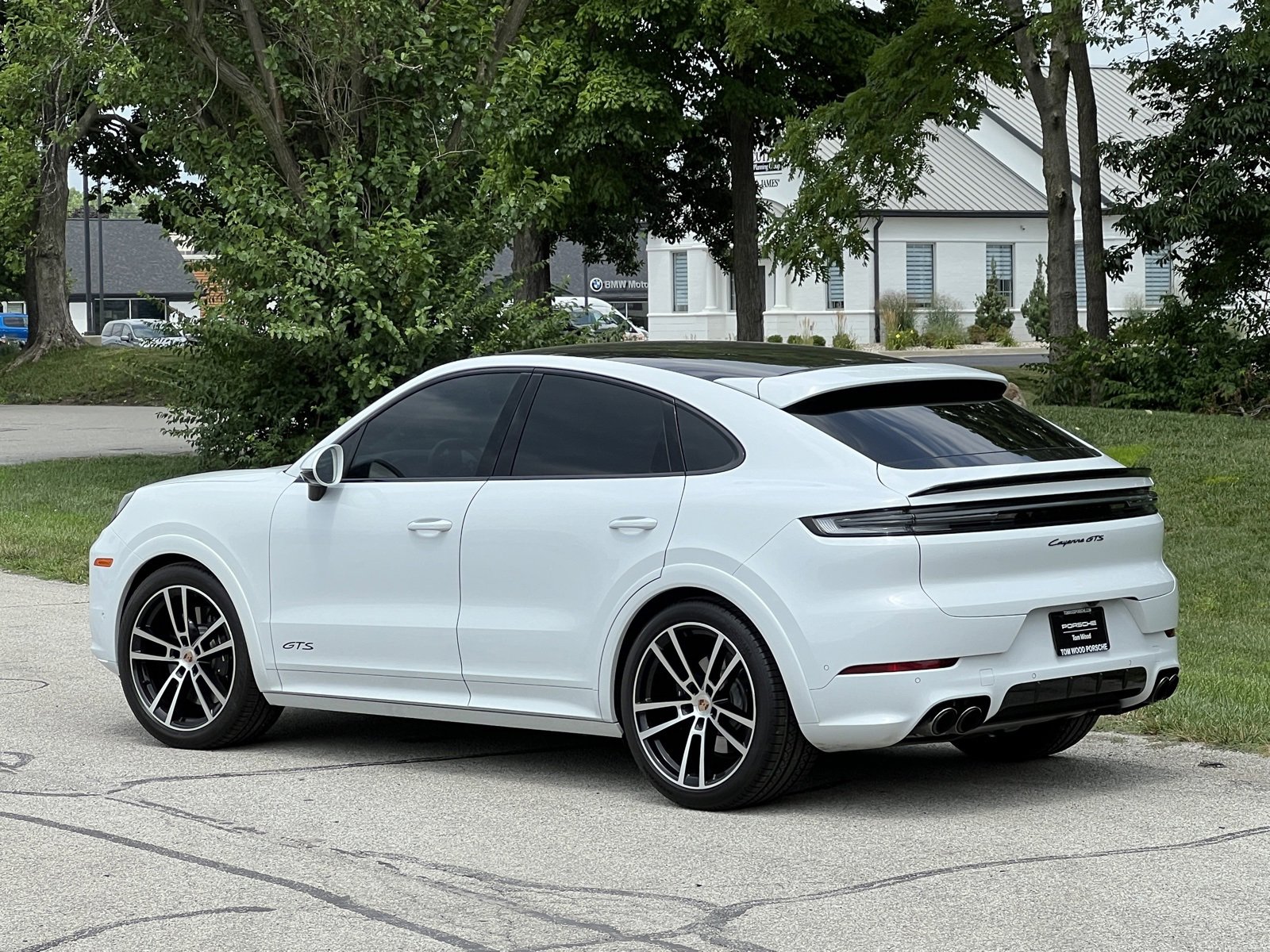 Certified 2025 Porsche Cayenne GTS image 3