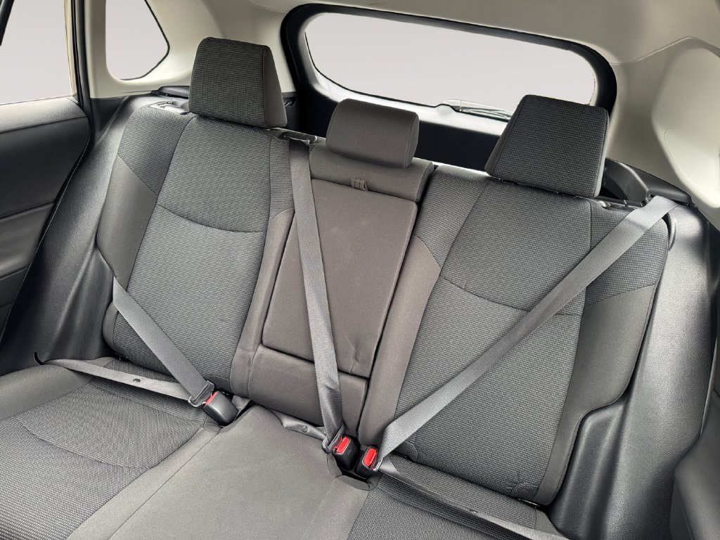 Used 2024 Toyota RAV4 LE AWD/4WD image 13