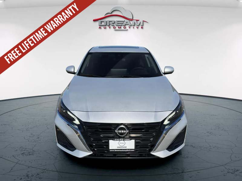 Used 2024 Nissan Altima 2.5 SL AWD/4WD image 2