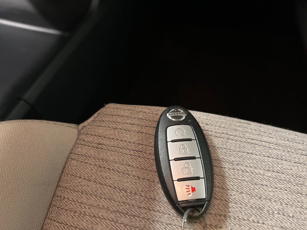 Used 2021 Nissan Rogue SV AWD/4WD image 37