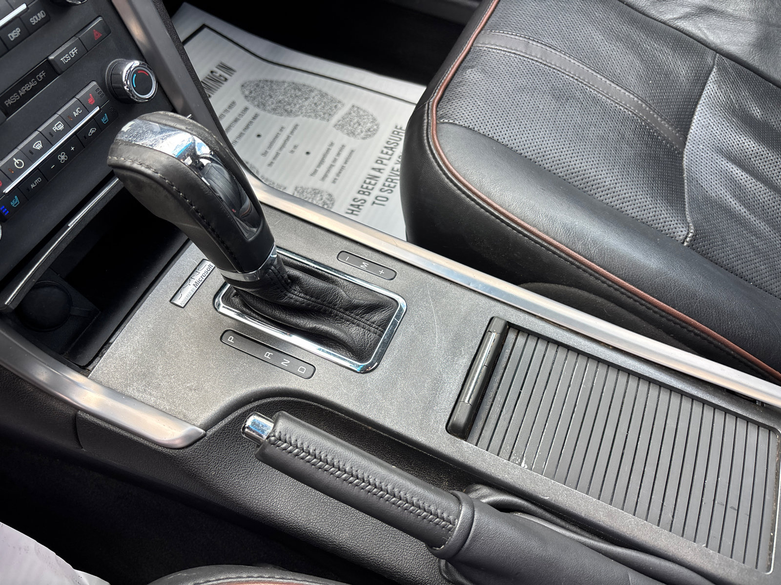 Used 2011 Lincoln MKZ w/ 102A Rapid Spec Order Code FWD image 23