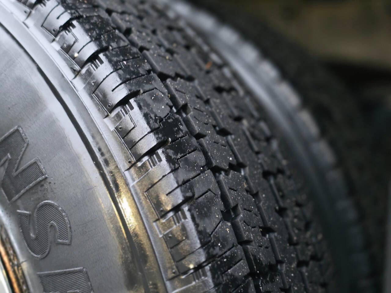 Used 2011 Chevrolet Silverado 3500 LTZ image 44