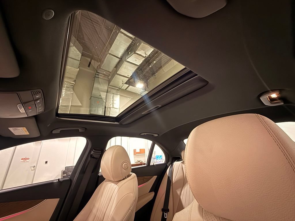 Used 2022 Mercedes-Benz E 350 Sedan w/ AMG Line Exterior image 21