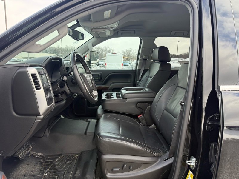 Used 2017 GMC Sierra 2500 SLT w/ Snow Plow Prep Package image 10