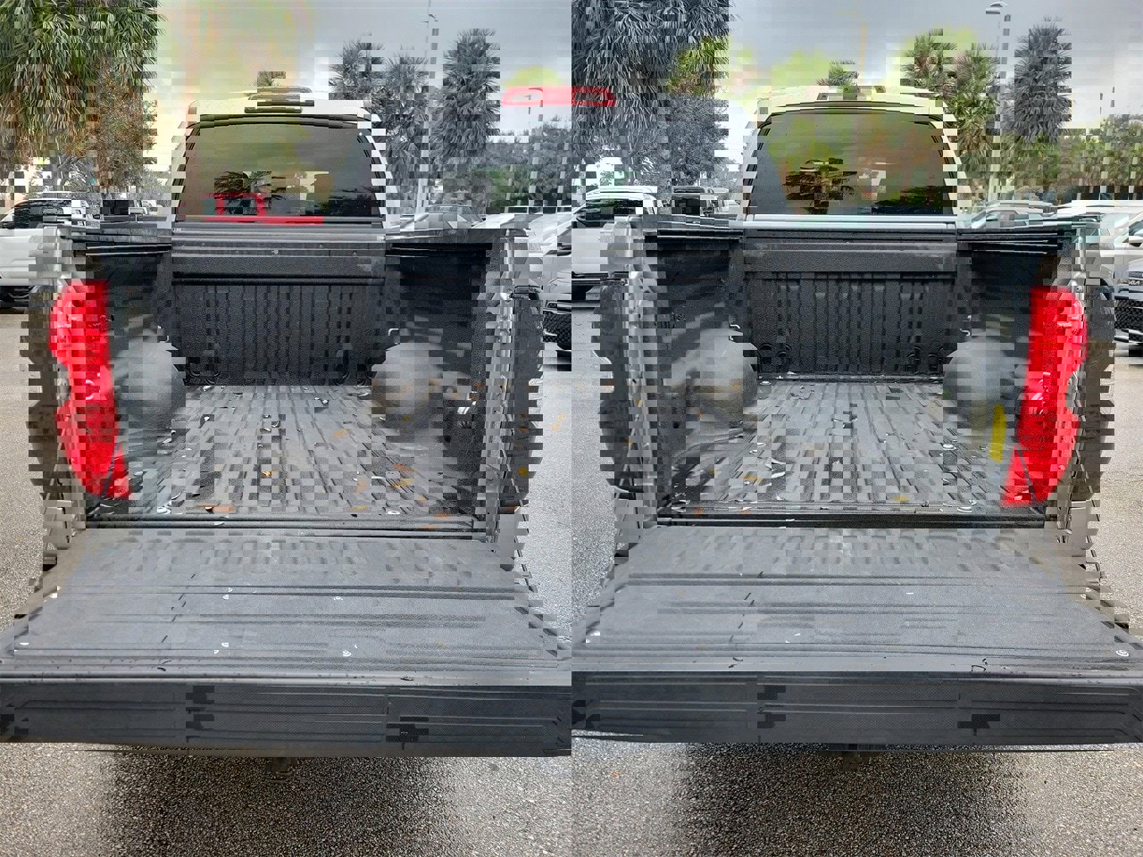 Used 2018 Toyota Tundra Platinum image 7