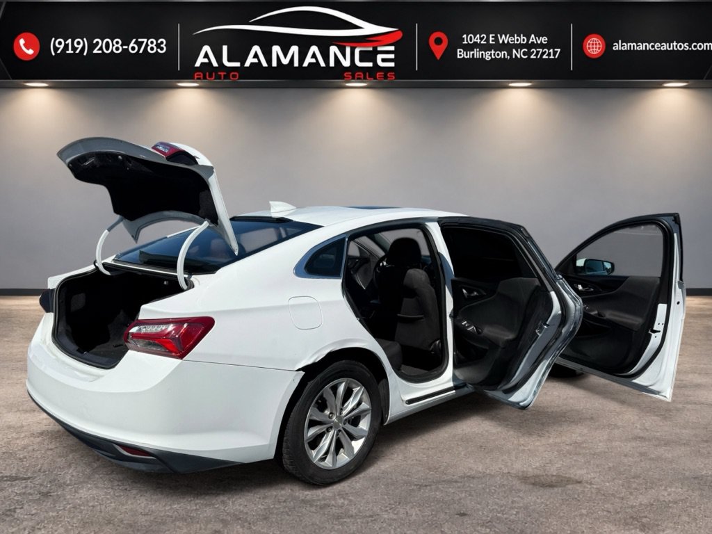 Used 2022 Chevrolet Malibu LT FWD image 14